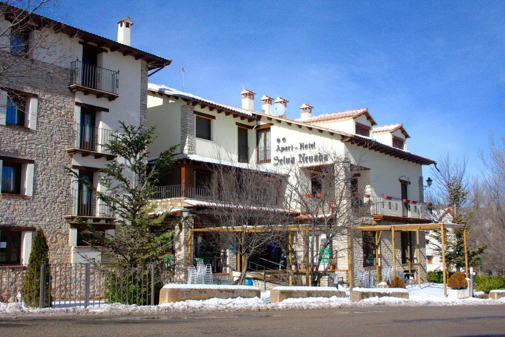 Apart-Hotel Selva Nevada La Virgen de la Vega Dış mekan fotoğraf